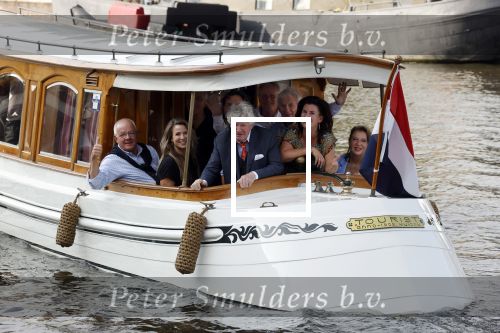 Amsterdam 6 september 2021
Willibrord Frequin viert zijn 80e verjaardag  met zijn kinderen vrouw en beste vrienden op een boot op de grachten van Amsterdam. Zijn kinderen Barbara Rebecca Louis . Willibrord zijn broer Aad Ouborg Fons de Poel en Guido Maas