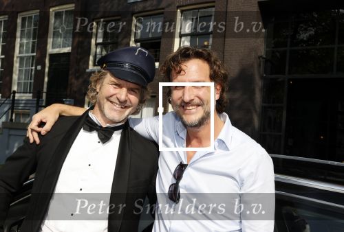 Amsterdam 6 september 2021
Willibrord Frequin viert zijn 80e verjaardag  met zijn kinderen vrouw en beste vrienden op een boot op de grachten van Amsterdam. Zijn kinderen Barbara Rebecca Louis . Louis Frequin met zijn zwager