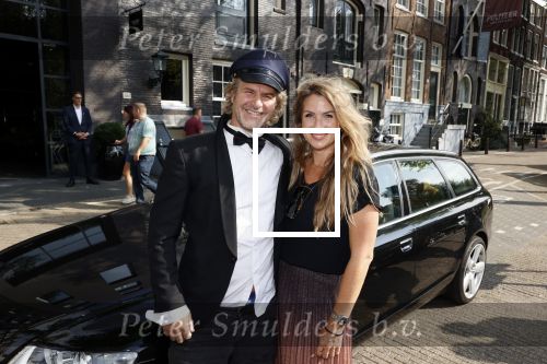 Amsterdam 6 september 2021
Willibrord Frequin viert zijn 80e verjaardag  met zijn kinderen vrouw en beste vrienden op een boot op de grachten van Amsterdam. Zijn kinderen Barbara Rebecca Louis . barbara Frequin met partner