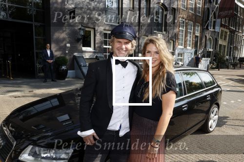 Amsterdam 6 september 2021
Willibrord Frequin viert zijn 80e verjaardag  met zijn kinderen vrouw en beste vrienden op een boot op de grachten van Amsterdam. Zijn kinderen Barbara Rebecca Louis . barbara Frequin met partner