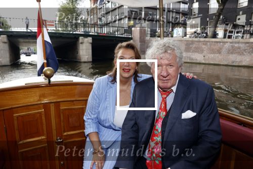 Amsterdam 6 september 2021
Willibrord Frequin viert zijn 80e verjaardag  met zijn kinderen vrouw en beste vrienden op een boot op de grachten van Amsterdam. Zijn kinderen Barbara Rebecca Louis . Willibrord met zijn vrouw