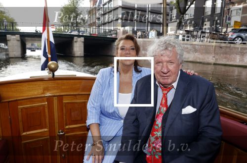 Amsterdam 6 september 2021
Willibrord Frequin viert zijn 80e verjaardag  met zijn kinderen vrouw en beste vrienden op een boot op de grachten van Amsterdam. Zijn kinderen Barbara Rebecca Louis . Willibrord met zijn vrouw