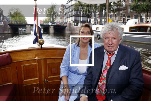 Amsterdam 6 september 2021
Willibrord Frequin viert zijn 80e verjaardag  met zijn kinderen vrouw en beste vrienden op een boot op de grachten van Amsterdam. Zijn kinderen Barbara Rebecca Louis . Willibrord met zijn vrouw