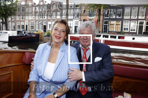 Amsterdam 6 september 2021
Willibrord Frequin viert zijn 80e verjaardag  met zijn kinderen vrouw en beste vrienden op een boot op de grachten van Amsterdam. Zijn kinderen Barbara Rebecca Louis . Willibrord met zijn vrouw