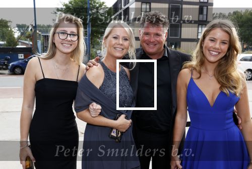 Amsterdam 26 september 2021
Premiere Las Vegas Show Hans Klok in the Harbour Club. Wolter Kroes met zijn vrouw Tess en dochter