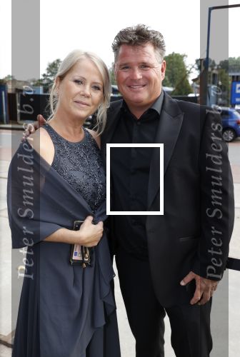 Amsterdam 26 september 2021
Premiere Las Vegas Show Hans Klok in the Harbour Club. Wolter Kroes met zijn vrouw Tess en dochter