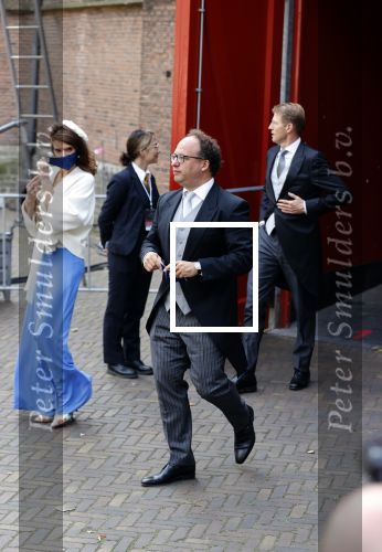 Den Haag 21 september 2021
Prinsjesdag in Den Haag 2021. De troonrede is in de grote kerk. Aanwezig namens de koninklijke familie zijn Koning Willem Alexander en Koningin Maxima Prins Constantijn en Prinses Laurentien. Wouter Koolmees