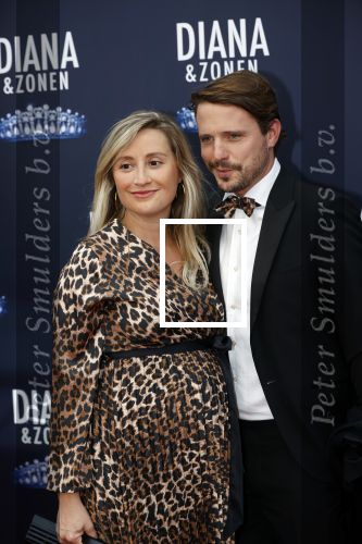 Amsterdam 12 september 2021
Premiere Diana en zonen in het deLaMar theater.
Wouter Zweers en partner