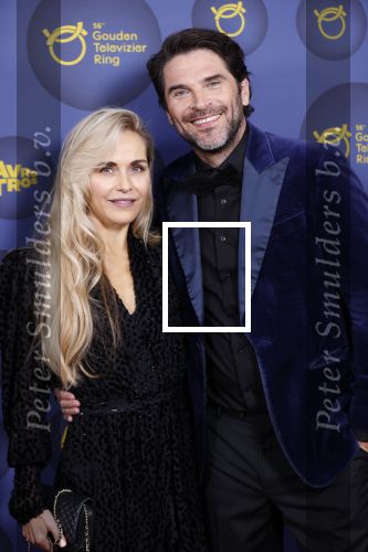 Amsterdam 14 oktober 2021
Televizierring gala in Carre Amsterdam. Xander de Buisonje met zijn vrouw