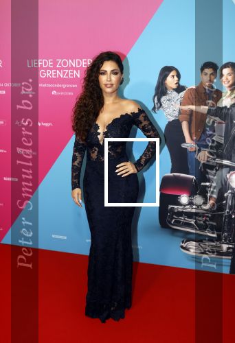 Amsterdam 11 oktober 2021
Premiere Liefde zonder grenzenin Tuschinski met in de hoofdrol Yolanthe Cabau v Kasbergen Jim Bakkum Soy Kroon Abbey Hoes  Hajo Bruins en Peggy Vrijens