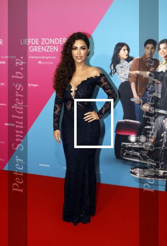 Amsterdam 11 oktober 2021
Premiere Liefde zonder grenzenin Tuschinski met in de hoofdrol Yolanthe Cabau v Kasbergen Jim Bakkum Soy Kroon Abbey Hoes  Hajo Bruins en Peggy Vrijens