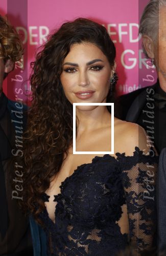 Amsterdam 11 oktober 2021
Premiere Liefde zonder grenzenin Tuschinski met in de hoofdrol Yolanthe Cabau v Kasbergen Jim Bakkum Soy Kroon Abbey Hoes  Hajo Bruins en Peggy Vrijens