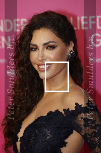 Amsterdam 11 oktober 2021
Premiere Liefde zonder grenzenin Tuschinski met in de hoofdrol Yolanthe Cabau v Kasbergen Jim Bakkum Soy Kroon Abbey Hoes  Hajo Bruins en Peggy Vrijens