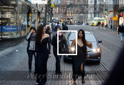 Amsterdam 11 oktober 2021
Premiere Liefde zonder grenzenin Tuschinski met in de hoofdrol Yolanthe Cabau v Kasbergen