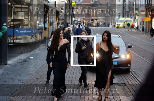 Amsterdam 11 oktober 2021
Premiere Liefde zonder grenzenin Tuschinski met in de hoofdrol Yolanthe Cabau v Kasbergen