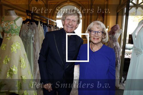 Grave 29 september 2022
Nieuwe winkel van Addy v d Krommenacker in Grave . Het pand is van zijn zus.