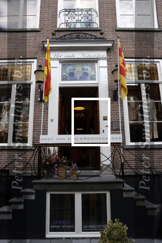Grave 29 september 2022
Nieuwe winkel van Addy v d Krommenacker in Grave . Het pand is van zijn zus.