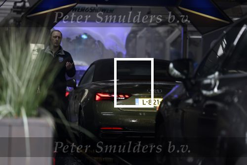 Amsterdam 5 oktober 2022
Astrid Joosten gaat haar audi A5 cabrio wassen bij Loogman en daarna naar huis.