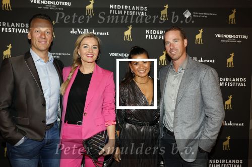 Utrecht 27 september 2022
Premiere docu Koning op de Dam over het leven van Won Yip tijdens Nederlandse filmdagen in Kinepolis.
Bernhard ten Brinke met zijn vrouw en Gerrit Verwelius met zijn vrouw