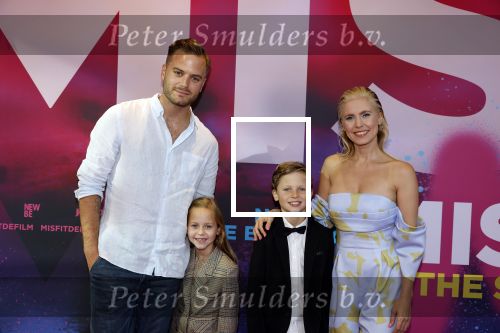 Amsterdam 30 september 2022
Premiere Misfit in Pathe arena.
De cast bestond oa uit Bettina Holwerda, Timor Steffens Senna Ramos Duncan Tromp Stefania Nienke v Dijk Anique Dreamon Kes v d Broek Ricky Naingolan Roosmarijn Wind Felice Poppeliers en Kimberley Agyarko