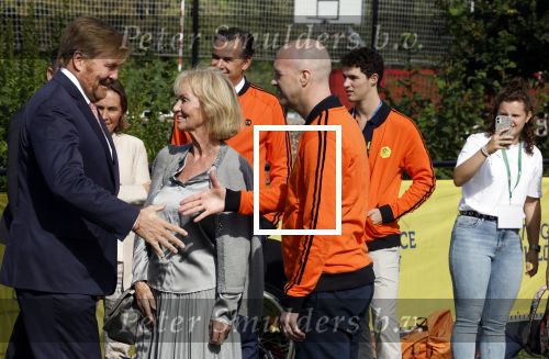 Amsterdam 21 september 2022
Koning Willem Alexander bezoekt sportdag van de Johan Cruyff foundation op de toekomst en in de Johan Cruyff Arena . Danny Cruyff Jordi Cruyff en zijn dochter Susila .