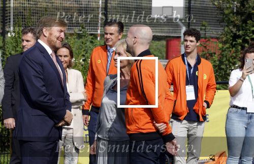 Amsterdam 21 september 2022
Koning Willem Alexander bezoekt sportdag van de Johan Cruyff foundation op de toekomst en in de Johan Cruyff Arena . Danny Cruyff Jordi Cruyff en zijn dochter Susila .