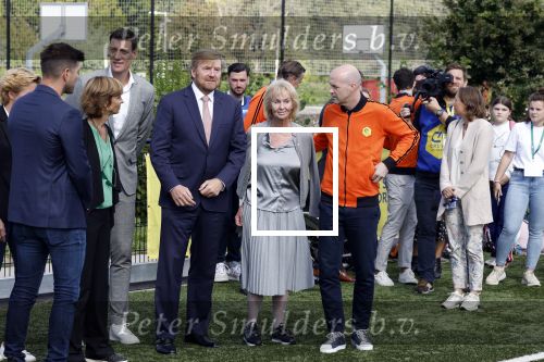 Amsterdam 21 september 2022
Koning Willem Alexander bezoekt sportdag van de Johan Cruyff foundation op de toekomst en in de Johan Cruyff Arena . Danny Cruyff Jordi Cruyff en zijn dochter Susila .