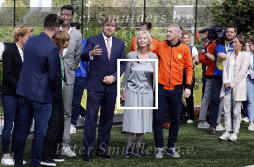 Amsterdam 21 september 2022
Koning Willem Alexander bezoekt sportdag van de Johan Cruyff foundation op de toekomst en in de Johan Cruyff Arena . Danny Cruyff Jordi Cruyff en zijn dochter Susila .