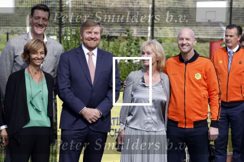 Amsterdam 21 september 2022
Koning Willem Alexander bezoekt sportdag van de Johan Cruyff foundation op de toekomst en in de Johan Cruyff Arena . Danny Cruyff Jordi Cruyff en zijn dochter Susila .