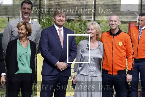 Amsterdam 21 september 2022
Koning Willem Alexander bezoekt sportdag van de Johan Cruyff foundation op de toekomst en in de Johan Cruyff Arena . Danny Cruyff Jordi Cruyff en zijn dochter Susila .
