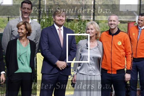 Amsterdam 21 september 2022
Koning Willem Alexander bezoekt sportdag van de Johan Cruyff foundation op de toekomst en in de Johan Cruyff Arena . Danny Cruyff Jordi Cruyff en zijn dochter Susila .