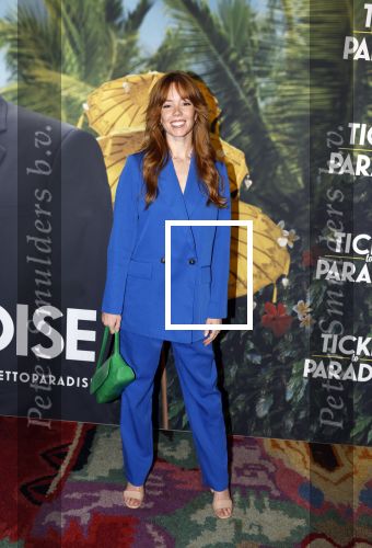 Amsterdam 25 september 2022
Premiere ticket to paradise in Tuschinski.
Emily v Tongeren