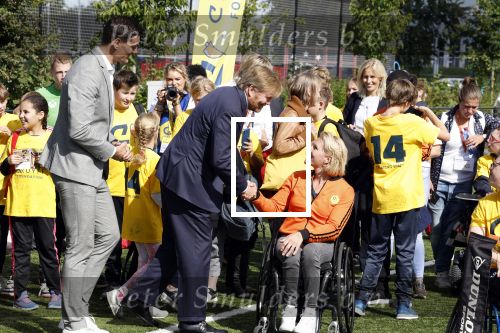 Amsterdam 21 september 2022
Koning Willem Alexander bezoekt sportdag van de Johan Cruyff foundation op de toekomst en in de Johan Cruyff Arena . Danny Cruyff Jordi Cruyff en zijn dochter Susila . Esther Vergeer