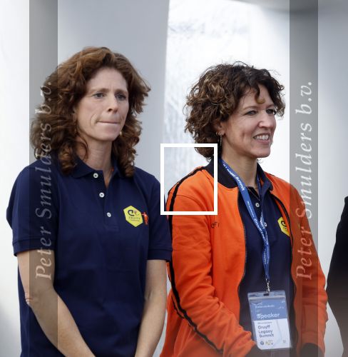 Amsterdam 21 september 2022
Koning Willem Alexander bezoekt sportdag van de Johan Cruyff foundation op de toekomst en in de Johan Cruyff Arena . Danny Cruyff Jordi Cruyff en zijn dochter Susila . Evelyne de Bruin en Barbara Barend