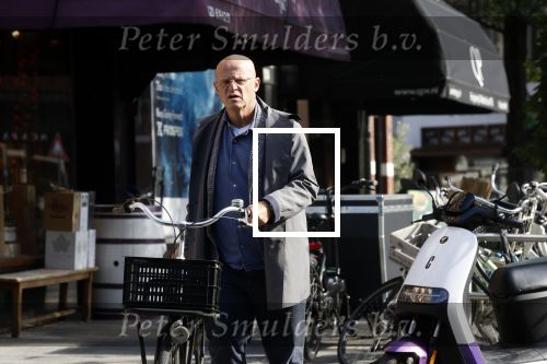 Amstetdam 4 oktober 2022
Ferdinanad Grapperhaus doet boodschappen in Amsterdam zuid