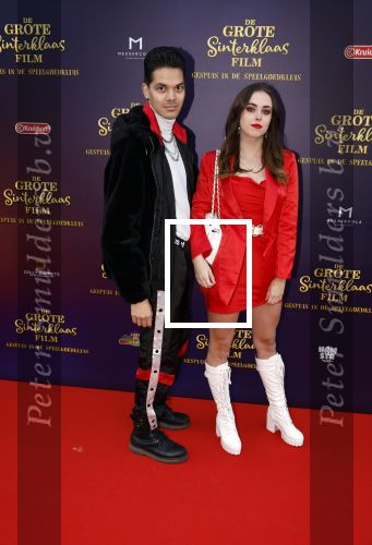 Amsterdam 2 oktober 2022
Premiere de grote sinterklaasfilm gespuis in de speelgoedkluis in Tuschinski. 
Glenn Eilbracht en Lisa Koster