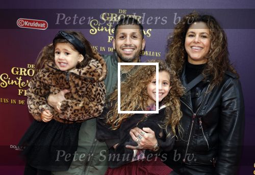 Amsterdam 2 oktober 2022
Premiere de grote sinterklaasfilm gespuis in de speelgoedkluis in Tuschinski. 
Jody Bernal met zijn gezin