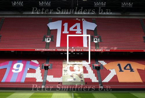 Amsterdam 21 september 2022
Koning Willem Alexander bezoekt sportdag van de Johan Cruyff foundation op de toekomst en in de Johan Cruyff Arena . Danny Cruyff Jordi Cruyff en zijn dochter Susila . Johan Cruyff shirts op tribuna