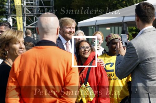 Amsterdam 21 september 2022
Koning Willem Alexander bezoekt sportdag van de Johan Cruyff foundation op de toekomst en in de Johan Cruyff Arena . Danny Cruyff Jordi Cruyff en zijn dochter Susila .