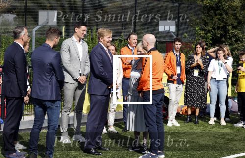 Amsterdam 21 september 2022
Koning Willem Alexander bezoekt sportdag van de Johan Cruyff foundation op de toekomst en in de Johan Cruyff Arena . Danny Cruyff Jordi Cruyff en zijn dochter Susila .