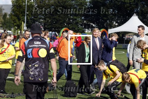 Amsterdam 21 september 2022
Koning Willem Alexander bezoekt sportdag van de Johan Cruyff foundation op de toekomst en in de Johan Cruyff Arena . Danny Cruyff Jordi Cruyff en zijn dochter Susila .