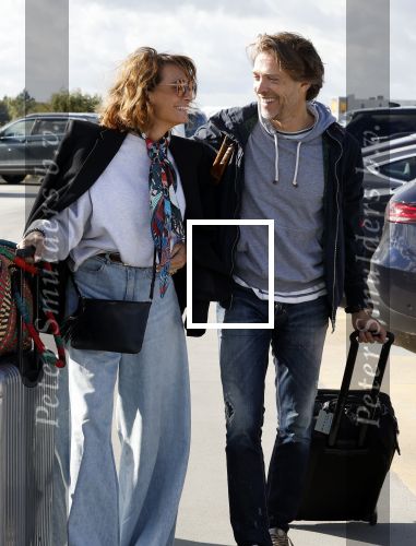 Eindhoven 8 oktober 2022
Leontien Ruiters en haar nieuwe vriend John Huiberts vertrekken samen met zijn dochter vanaf airport Eindhoven voor een vakantie naar ibiza.