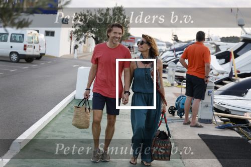 Ibiza, 9 Oktober 2022
Leontine Ruiters en John Huiberts varend op een Wayer
Exclusieve Foto\'s