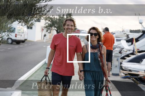 Ibiza, 9 Oktober 2022
Leontine Ruiters en John Huiberts varend op een Wayer
Exclusieve Foto\'s