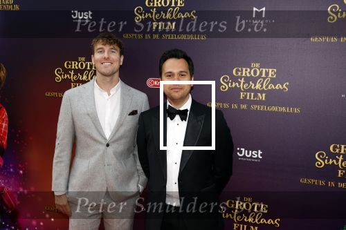 Amsterdam 2 oktober 2022
Premiere de grote sinterklaasfilm gespuis in de speelgoedkluis in Tuschinski. 
Lucio Messercola