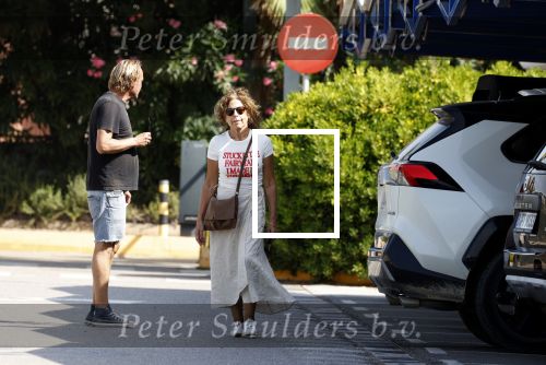Ibiza 10 oktober 2022
Maribelle Kwakman en ex man Nicolaas Streefkerk op het vliegveld van ibiza.