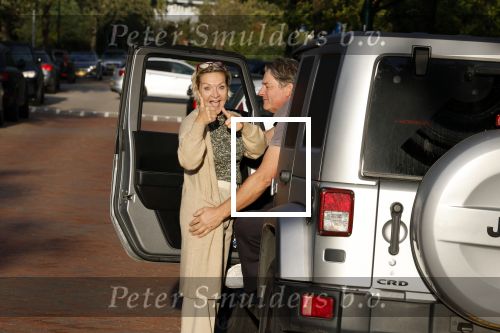 Breuekelen 30 september 2022
Mariska v Kolck met haar nieuwe vriend Vincent kussend in zijn auto