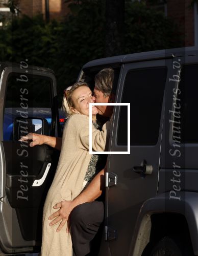 Breuekelen 30 september 2022
Mariska v Kolck met haar nieuwe vriend Vincent kussend in zijn auto
