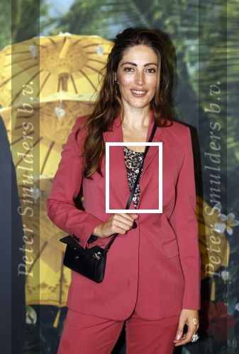 Amsterdam 25 september 2022
Premiere ticket to paradise in Tuschinski.
Nadia Palesa (links) en Mounira Mansour