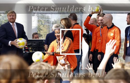Amsterdam 21 september 2022
Koning Willem Alexander bezoekt sportdag van de Johan Cruyff foundation op de toekomst en in de Johan Cruyff Arena . Danny Cruyff Jordi Cruyff en zijn dochter Susila . Nelli Cooman